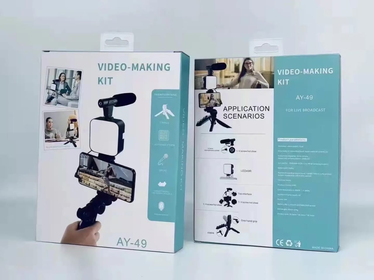 AY 49 Vlogging Kit with Microphone & Adjustable Stand